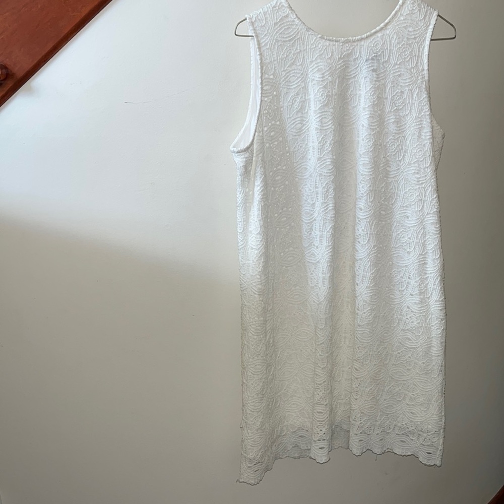 RN Studio Eyelet Lace White Dress ✨✨✨